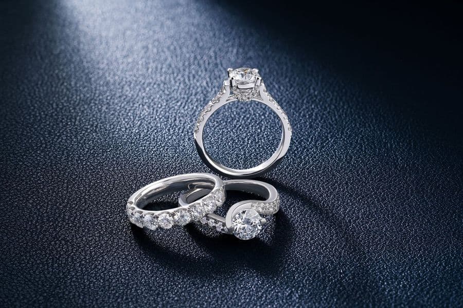 Wedding rings Brilliant 01